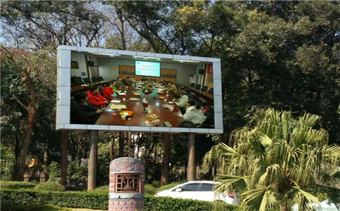 成都led戶(hù)外全彩屏選用什么型號(hào)的比較好？